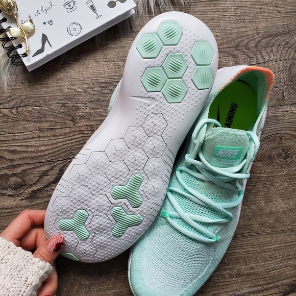 NEW Nike Free Tr Flyknit 3 - Picture 4 of 6